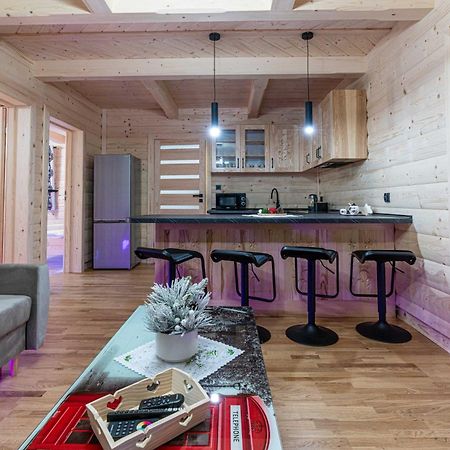 Villa Balos Gronkow エクステリア 写真